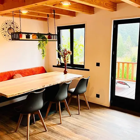 Upmarket Close To The Slopes Chalet