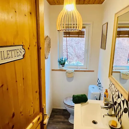 Upmarket Close To The Slopes Chalé *
