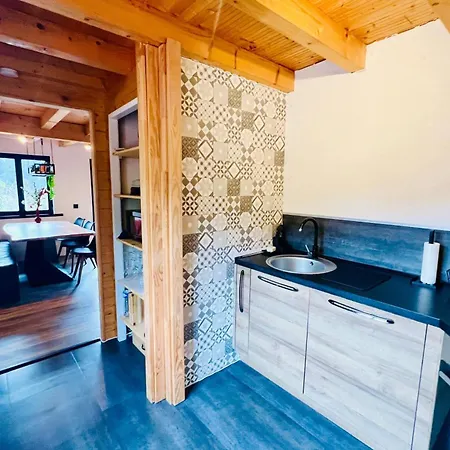 Upmarket Close To The Slopes